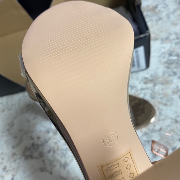 Fashion Nova Clear and Gold Block Heel - Picture 6 of 6